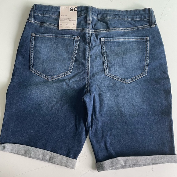 NWT Juniors SO Denim Low Rise Bermuda Shorts, Size 13 / 31W - Picture 4 of 8